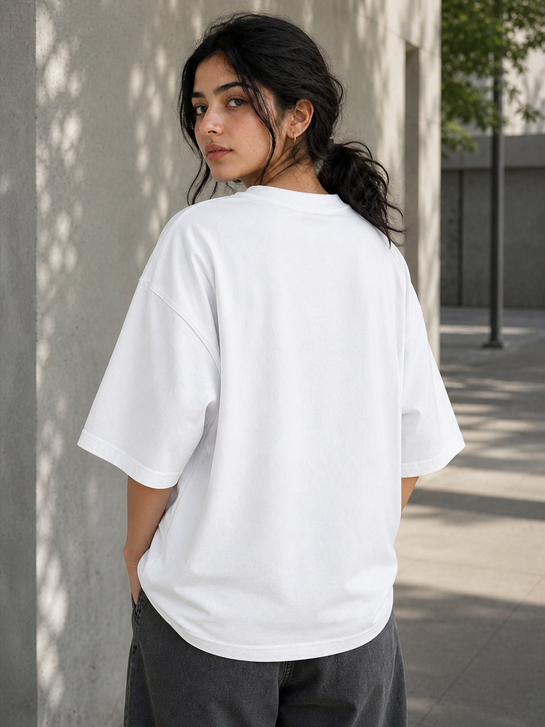 Tevybe Unisex Oversized White T-Shirt – Eyes Don’t Speak Graphic Printed Tee