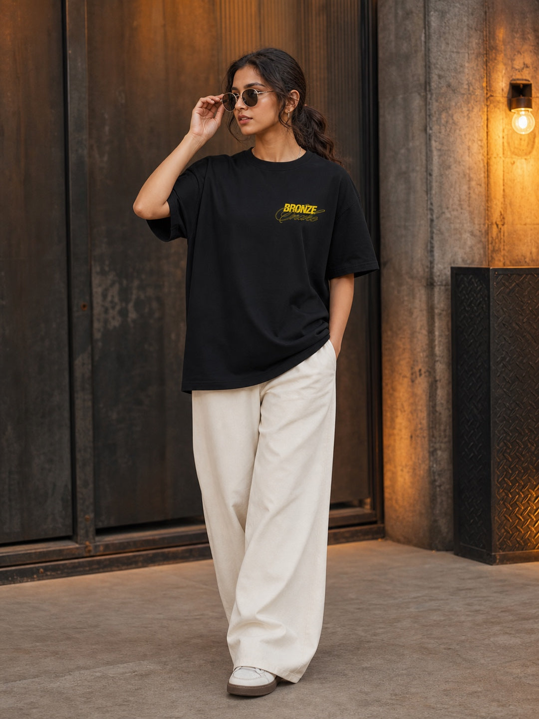 TEEVYBE Women’s Black Oversized T-Shirt with Bronze Snake Graphic Print
